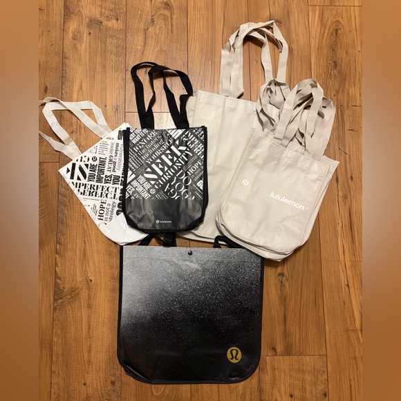 Lululemon Reusable Shopping Bags - All Different Designs and Sizes - Picture 6 of 11